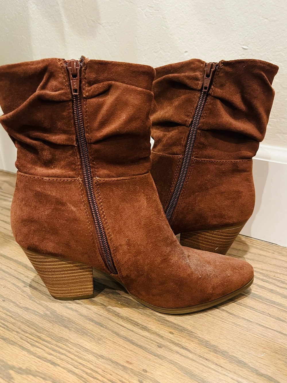 Women's Brown Suede Mid-Heel Ankle Boots